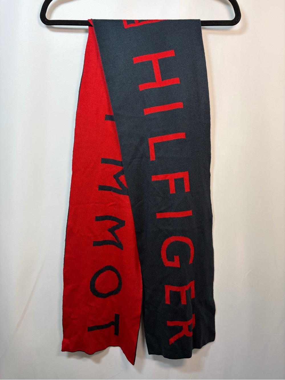 Tommy Hilfiger Quiet Luxury Classic Red and Navy Warm Y2K Wrap Scarf